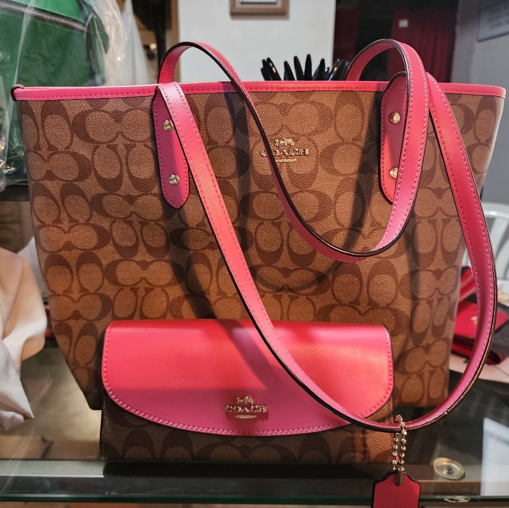 Coach Set